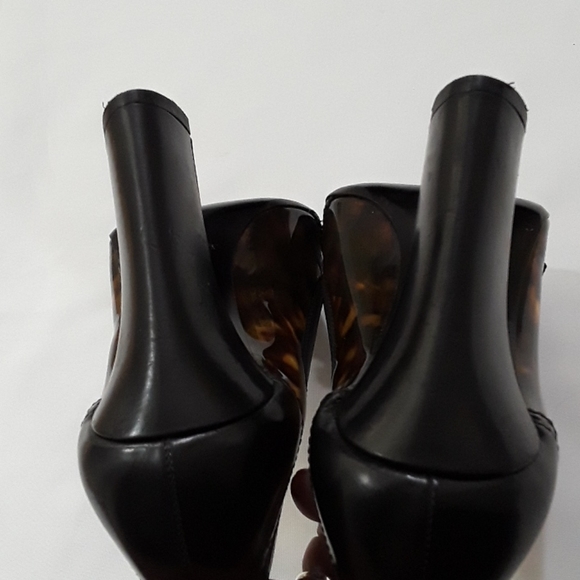 Burberry Leopard Leather/PVC Brouge Pumps - Picture 15 of 15